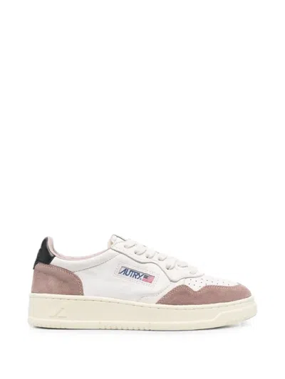 Autry Low-top Sneakers With Clean Design And Appeal In White