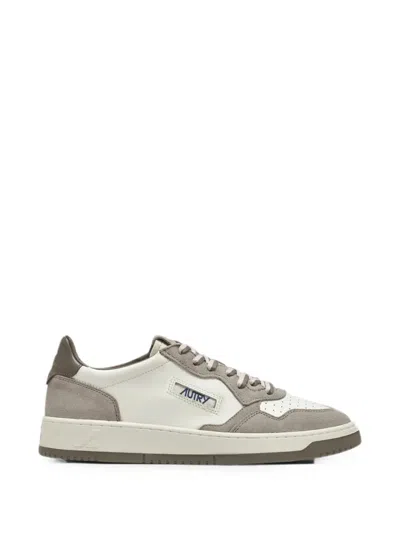 Autry Medalist Panelled Sneakers In Multi