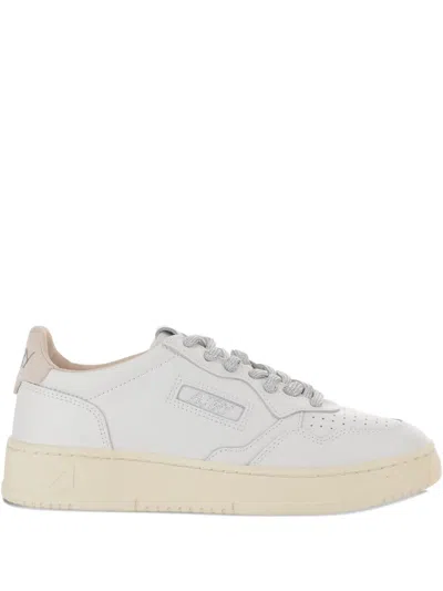 Autry Medalist Perforated Sneakers In White