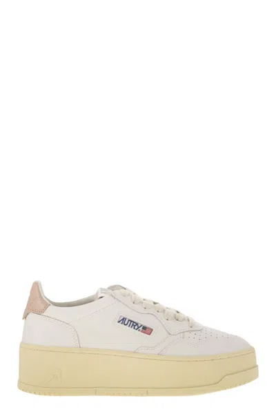 Autry Medalist Platform - Leather Trainers In Neutral