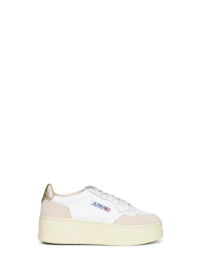Autry Medalist Platform Sneaker In White