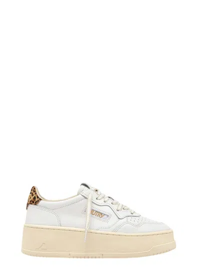 AUTRY MEDALIST PLATFORM SNEAKERS IN WHITE AND LEOPARD LEATHER
