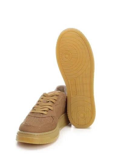 Autry Medalist Sneaker In Brown