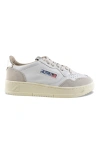 Autry Medalist Sneakers In White