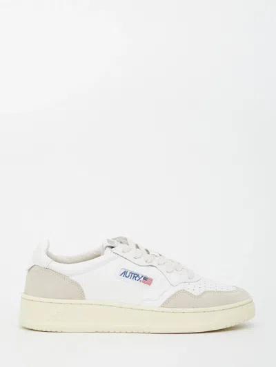 Autry Medalist Low-top Leather In White
