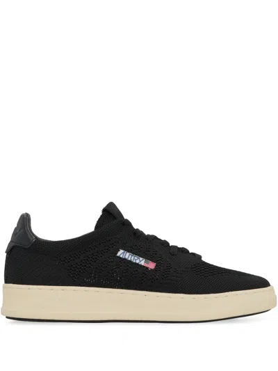 Autry Medalist Sneakers In Black