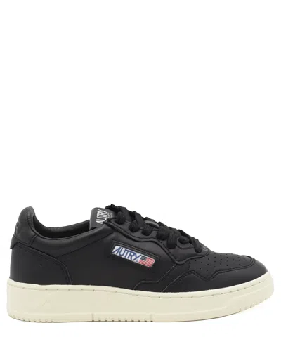 Autry Medalist Sneakers In Black