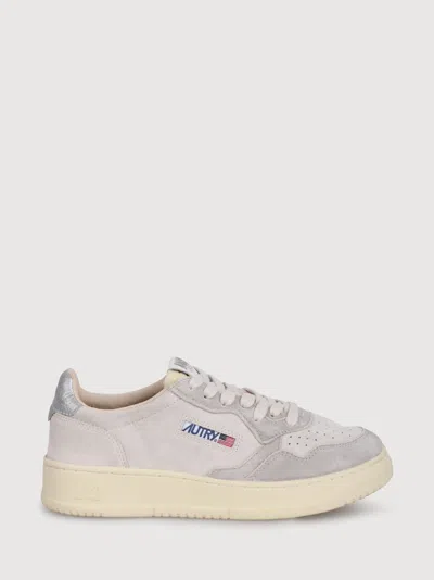 Autry Medalist Sneakers In Crema