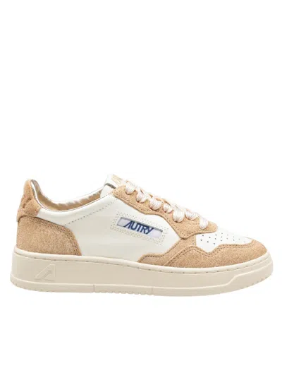 Autry Medalist Sneakers In Leather In Neutral