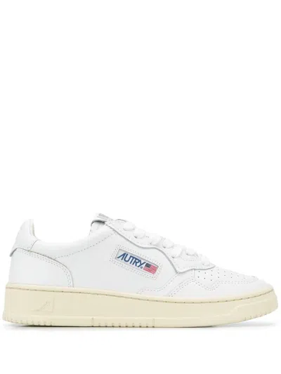 Autry Medalist Sneakers In Leather With Suede Inserts In White
