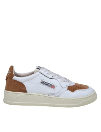 Autry Medalist Sneakers In White And Caramel Leather And Suede