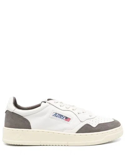 AUTRY 'MEDALIST' SNEAKERS IN WHITE LEATHER AND GREY SUEDE