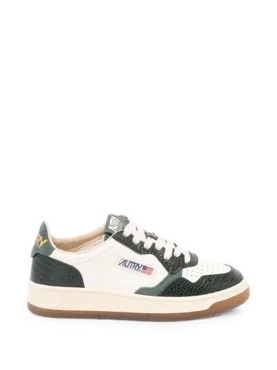 Autry Medialist Low Lace Up Urban Sneakers In White