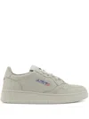 Autry Medalist Low Wom Solidgoat Shoes In Neutrals