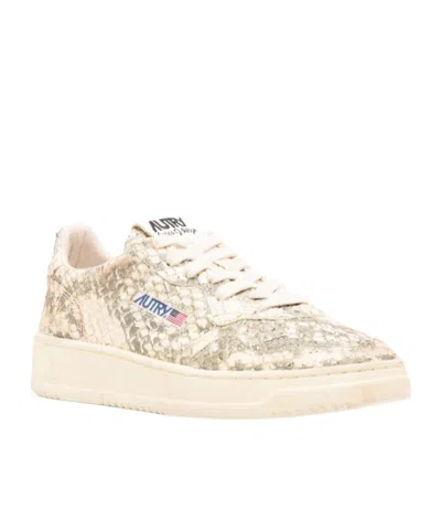 Autry Medalist Sneakers In Nude