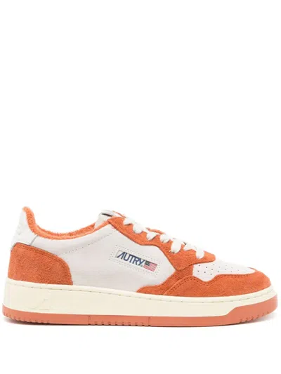 Autry Medalist Sneakers In Orange