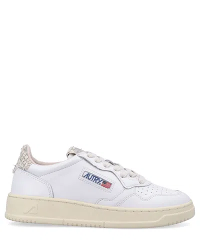 Autry Medalist Sneakers In White