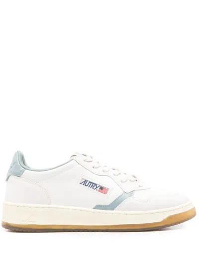Autry Medalist Sneakers In White