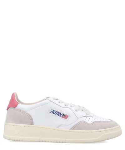 Autry Medalist Sneakers In White
