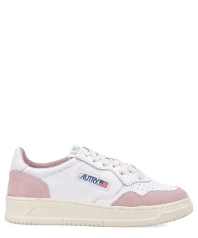 Autry Medalist Sneakers In White