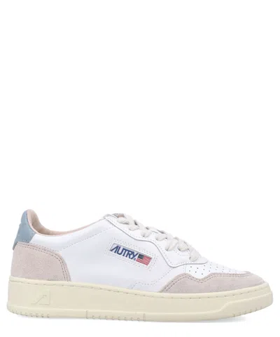Autry Medalist Sneakers In White