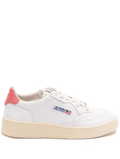 Autry Medalist Sneakers In White