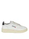 Autry Medalist Sneakers In White