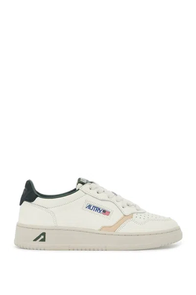 Autry Medalist Sneakers In White