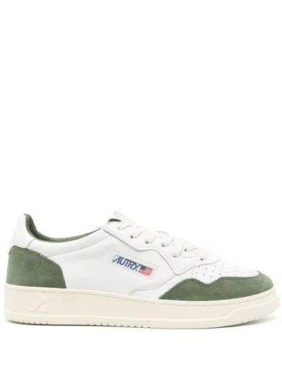 Autry Medalist Sneakers In White