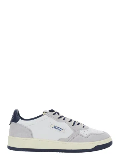 Autry Medalist Suede Low Top Sneaker With Logo Patch On Tongue For Men In Gray