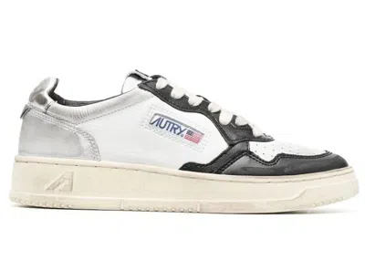 Pre-owned Autry Medalist Super Vintage Leather Low (women's) Sneakers In White/black/silver