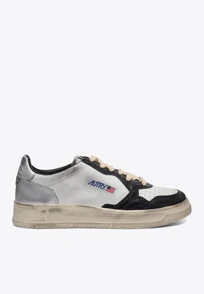 Autry Medalist Super Vintage Low-top Sneakers In White