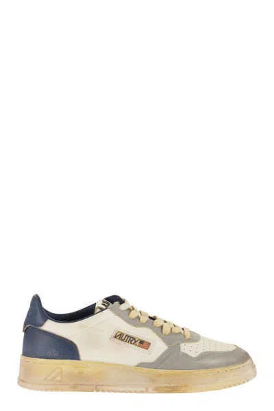 Autry Medalist - Super Vintage Trainers In Neutral