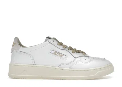 Pre-owned Autry Medalist Sw Oc (women's) Sneakers In White