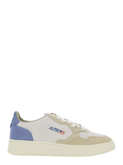 AUTRY MEDALIST BLUE LOW TOP SNEAKERS WITH LOGO DETAIL IN LEATHER AND SUEDE WOMAN