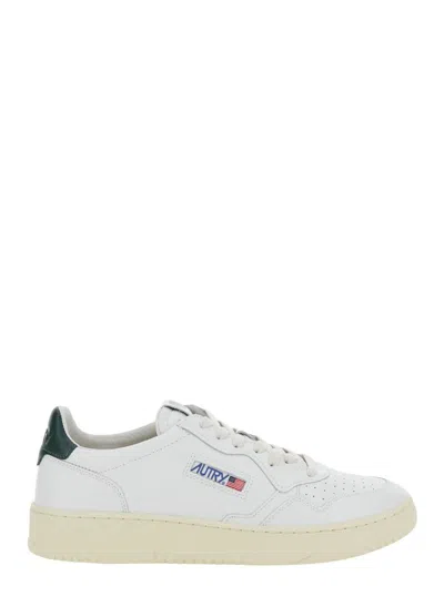 AUTRY 'MEDALIST' WHITE LOW TOP SNEAKERS WITH LOGO DETAIL IN LEATHER MAN