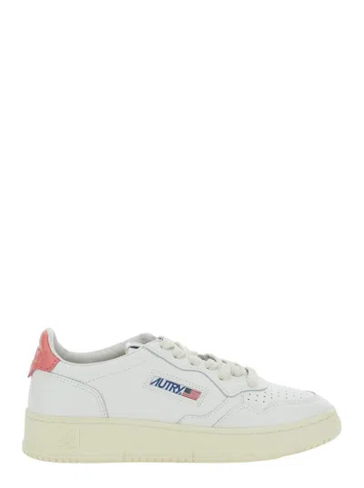 Autry Medialist Low Leather Sneakers In Purple