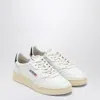 Autry Medalist Low White Sneakers With Contrasting Heel Tab In Leather Man