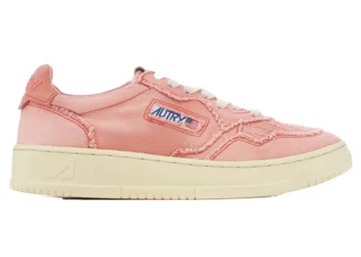 Pre-owned Autry Medalist (women's) Sneakers In Coral
