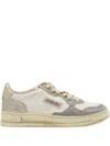 Autry Medallist Lace-up Leather Sneakers In White