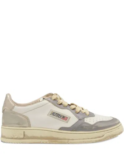 Autry Medallist Lace-up Leather Sneakers In White