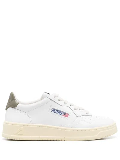Autry Medialist Low Leather Trainers In White