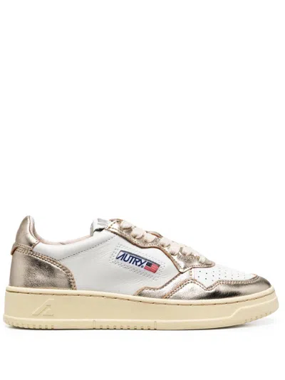 Autry Medialist Low Leather Sneakers In Brown