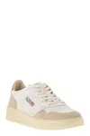 Autry Medalist Low Sneakers In White And Tobacco Leather And Suede In White