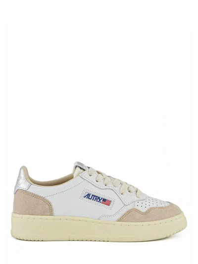 Autry Medialist Low Leather Sneakers In Silver
