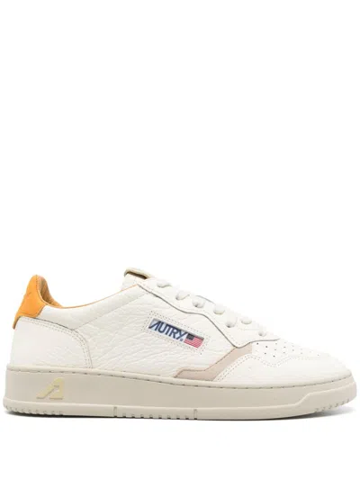 Autry Medialist Low Leather Sneakers In Orange