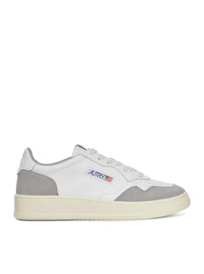Autry Medialist Low Sneakers In Vapor Leather In White
