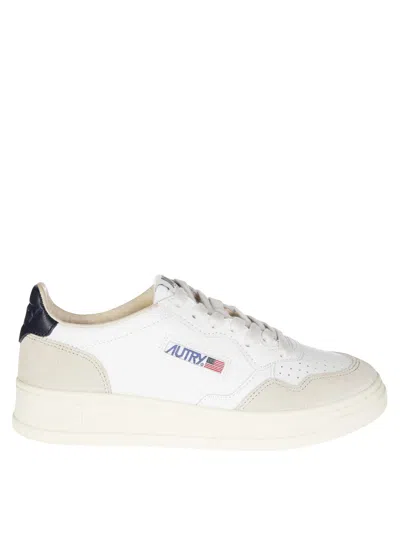 Autry Medialist Low Wom Sneakers In White