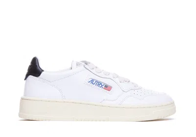 Autry Medialist Sneakers In White