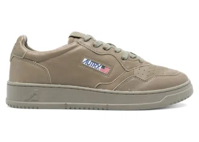 Pre-owned Autry Men's  Medalist Leather Low Sneakers In Green